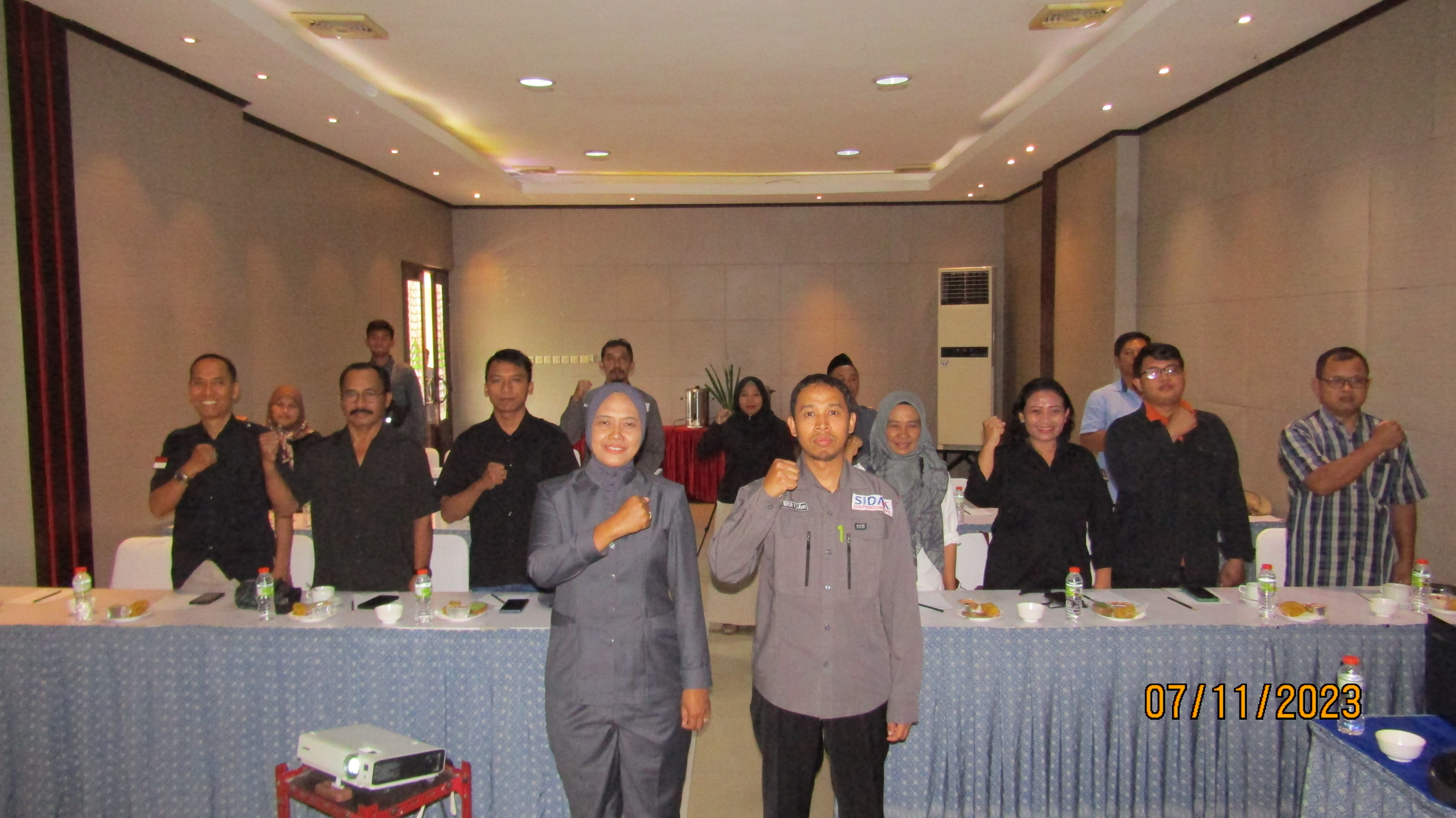 Bawaslu Kota Blitar Gelar Monev bersama Dispendukcapil Kota Blitar