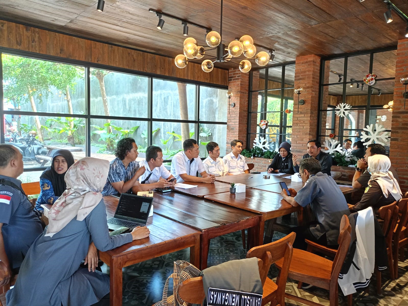 Rapat Jajaran Bawaslu Kota Blitar bersama Anggota Gakkumdu