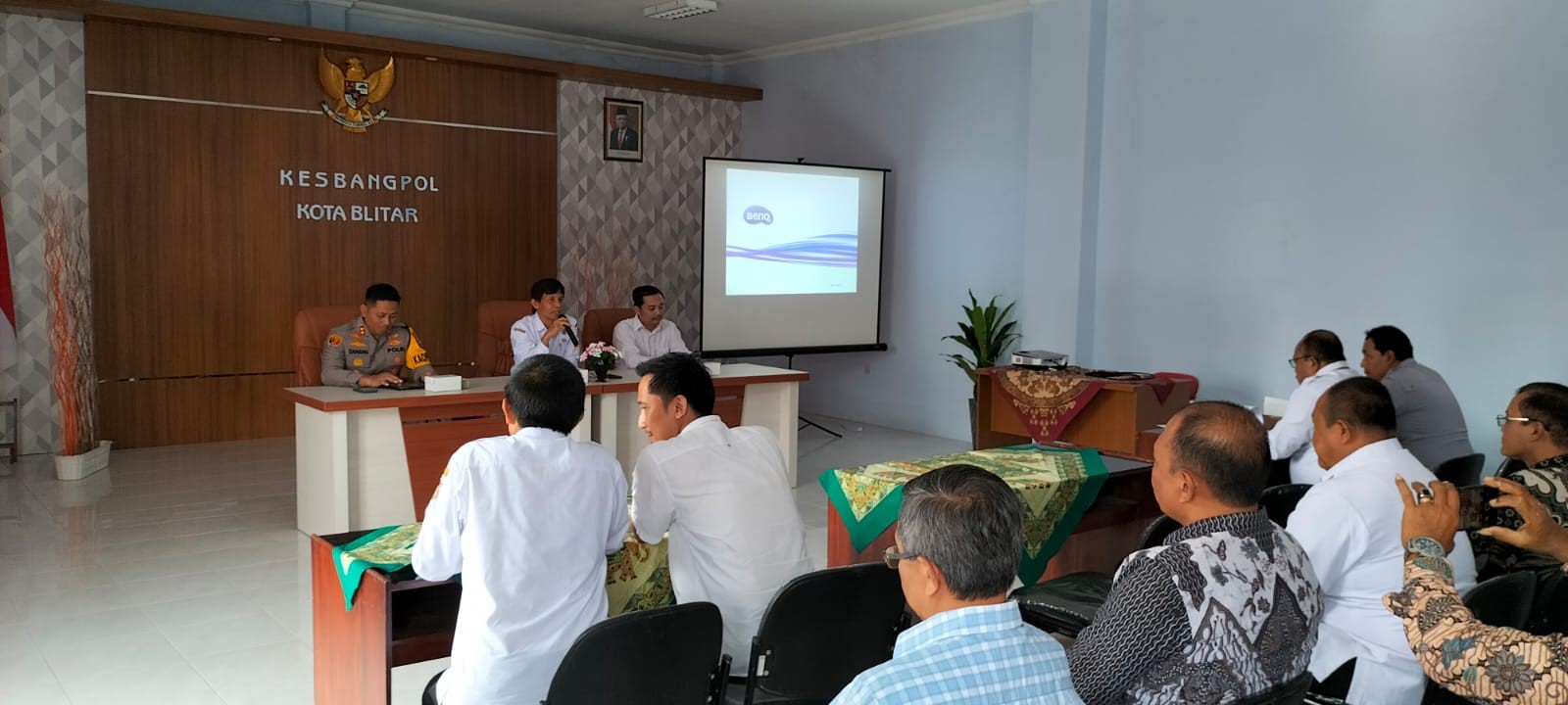 Anggota Bawaslu Kota Blitar Menghadiri Undangan