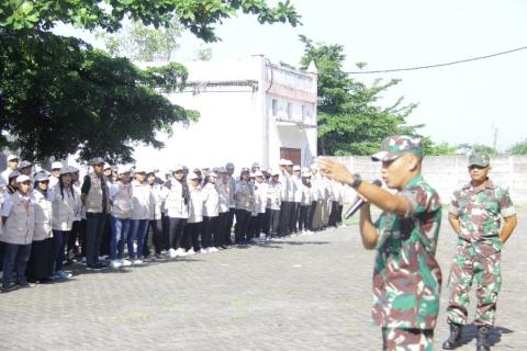 Karakter Building dipimpin oleh Kodim 0808