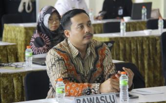 Anggota Bawaslu Kota Blitar